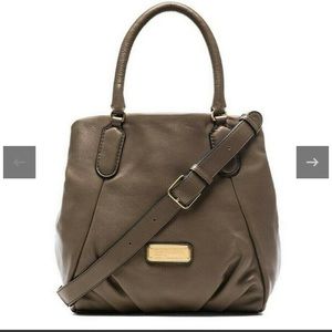 Marc Jacobs New Q Fran Leather Crossbody Bag